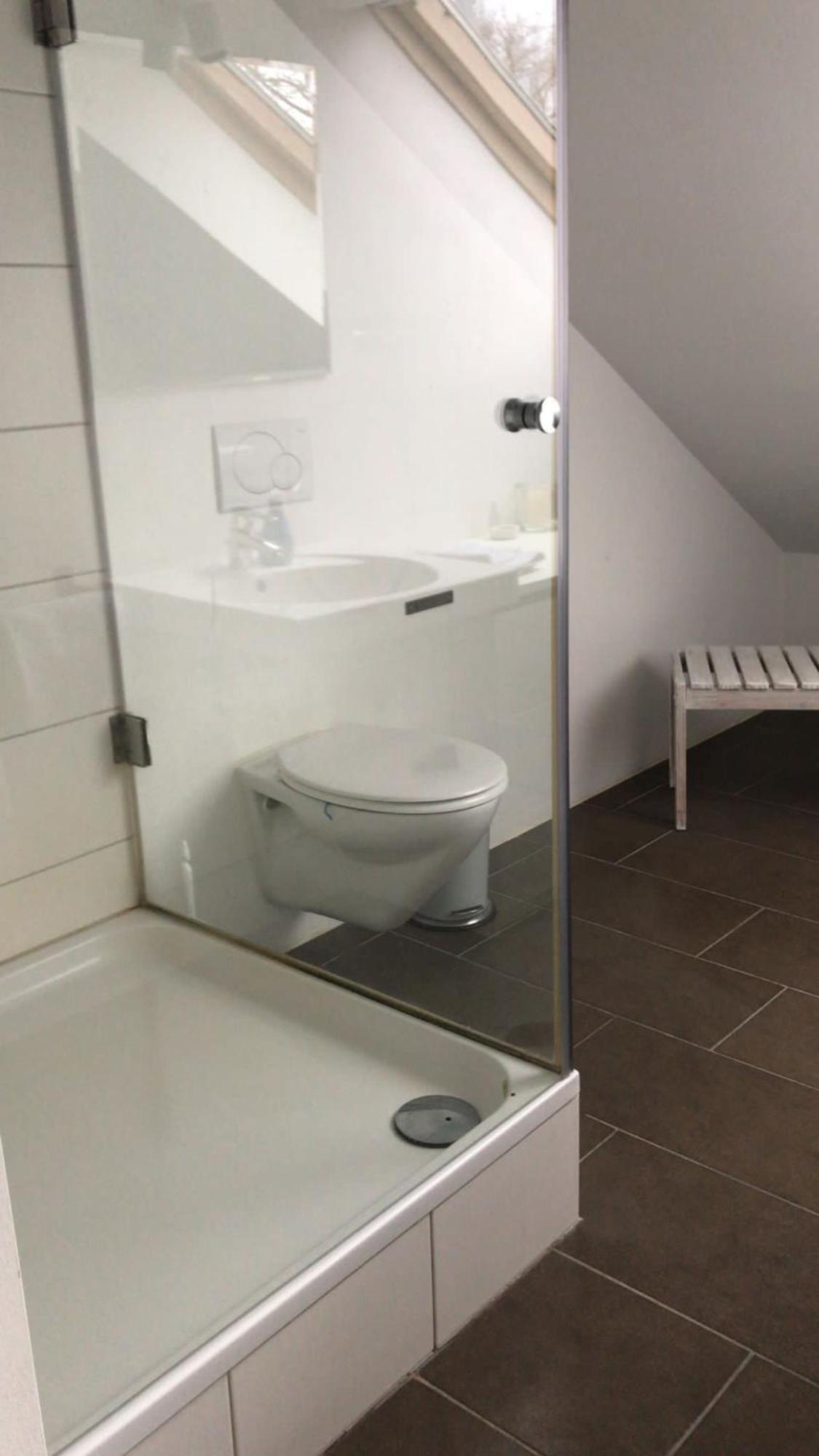 Nuernberg Erlenstegen - Zimmer Mit Bad 35 Qm Mit Parkplatz Exterior foto